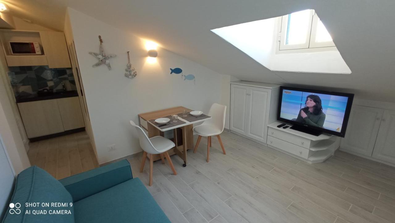 דירות Monolocale Mansarda A Porto Santo Stefano Argentario מראה חיצוני תמונה